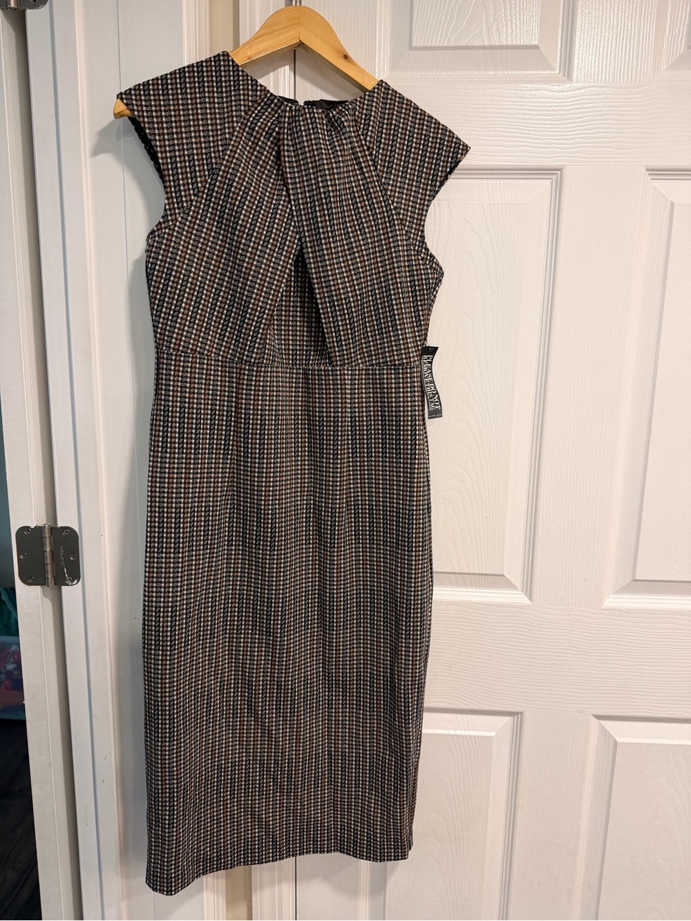 New York & Company Black and Brown Houndstooth Midi Dres. It's too tight for me.